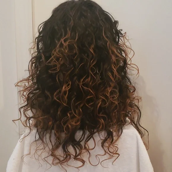 Spanish Wave Wig - Picture 3 of 4